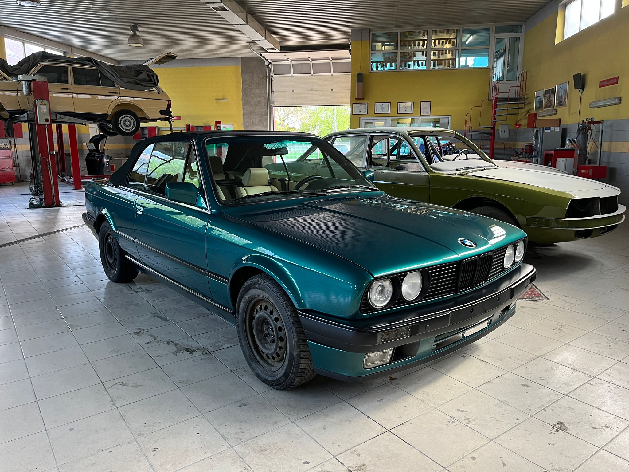 BMW E30 Cabriolet